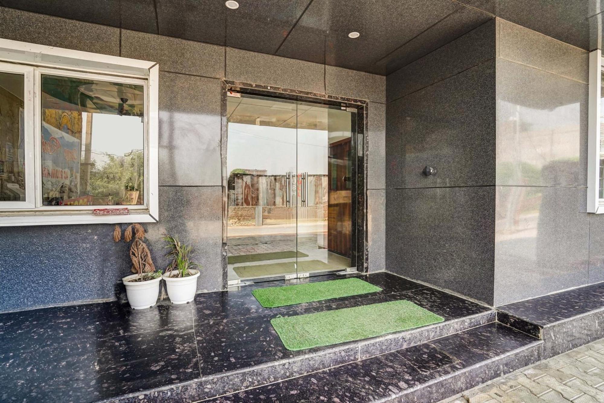 Super O Sunrakh Road Formerly Ganga Residency Hotel Vrindavan