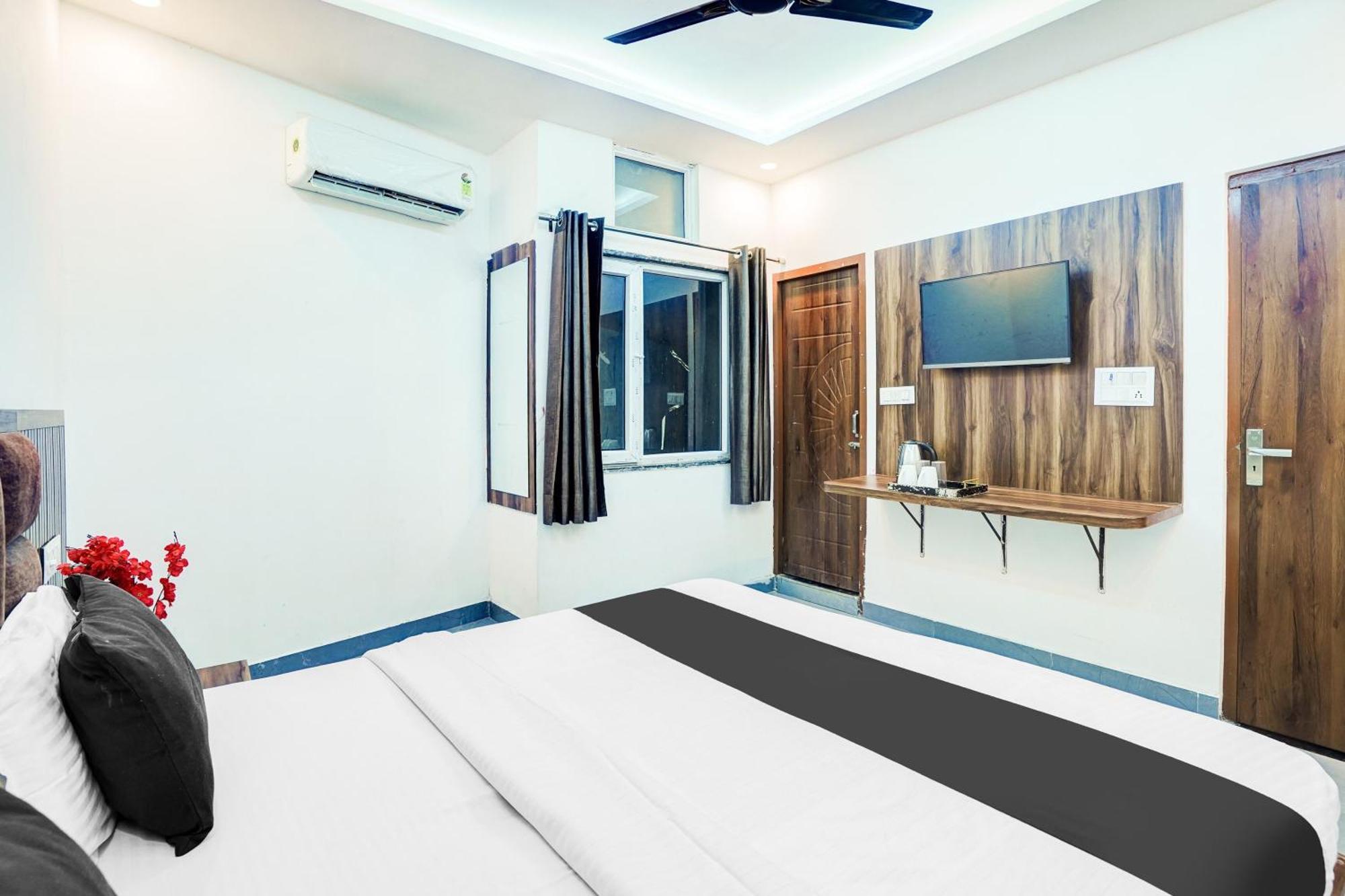 Hotel Super O Sunrakh Road Formerly Ganga Residency